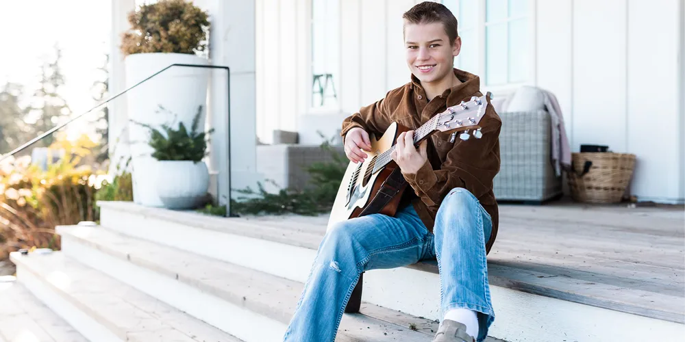 chase_varnes_captivates_agt_judges