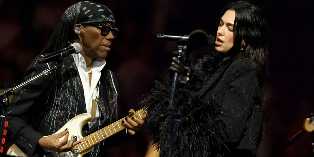 dua_lipa_and_nile_rodgers_le_freak_performance