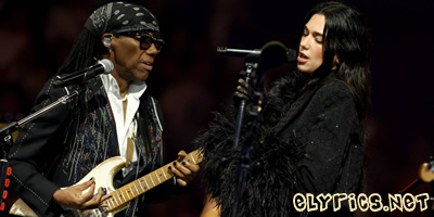 dua lipa and nile rodgers light up madison square garden with disco hit ‘le freak’ dua lipa and nile rodgers light up madison square garden with disco hit ‘le freak’